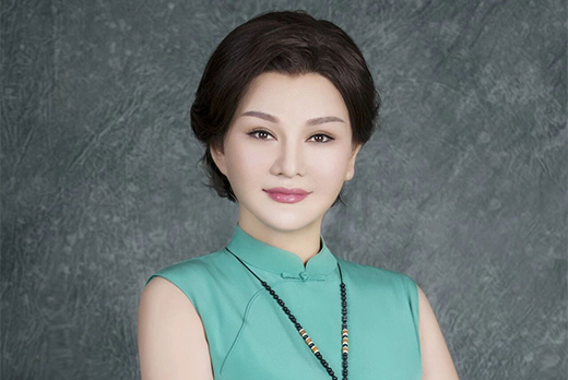 天下女人爱红妆，红妆女人都爱她！红瑞董事长张艳红：打破同行相轻，为美业发声丨人物