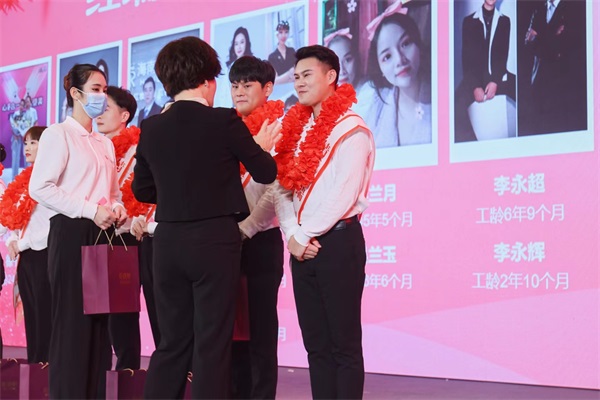 1657791076743187.jpg 企宣大会 兄弟同框.jpg